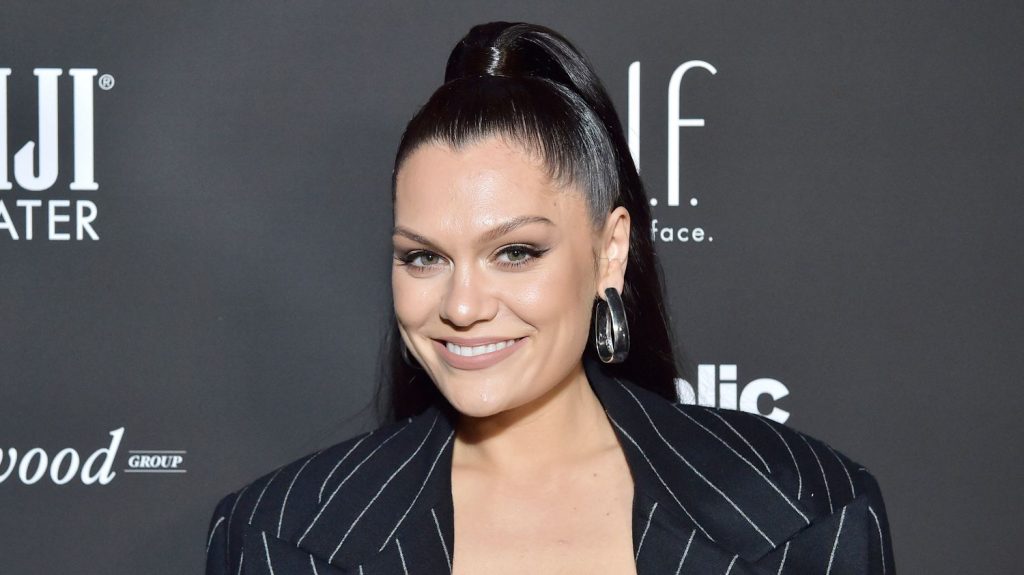 Jessie J’s Battle with Breast Cancer: When Aesthetic Surgery Becomes Life-Saving, Not Just Beautifying 1 jessie j